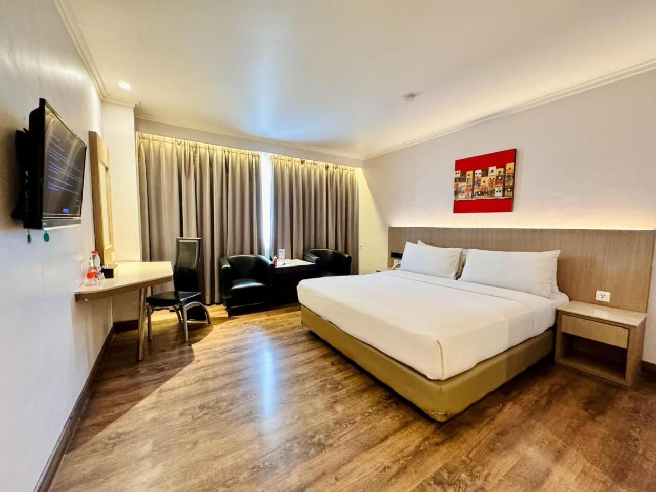 Orchardz Hotel Industri Jakarta Kemayoran Exterior foto
